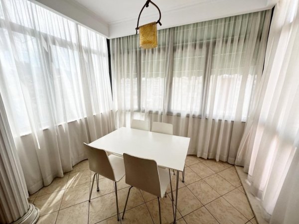 Tirane, jepet me qera apartament 2+1 Kati 8, 89 m² 650 € (RRUGA KAVAJES)