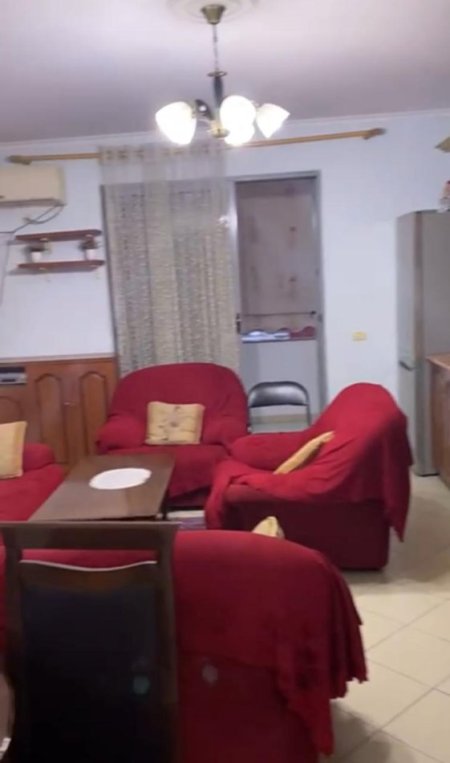 Tirane, jepet me qera apartament 2+1 Kati 3, 96 m² 400 € (Yzberisht)