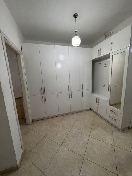 Tirane, jepet me qera apartament 1+1+Aneks+Ballkon. Kati 2, 75 m²  (Bamir Topi , Fresk)