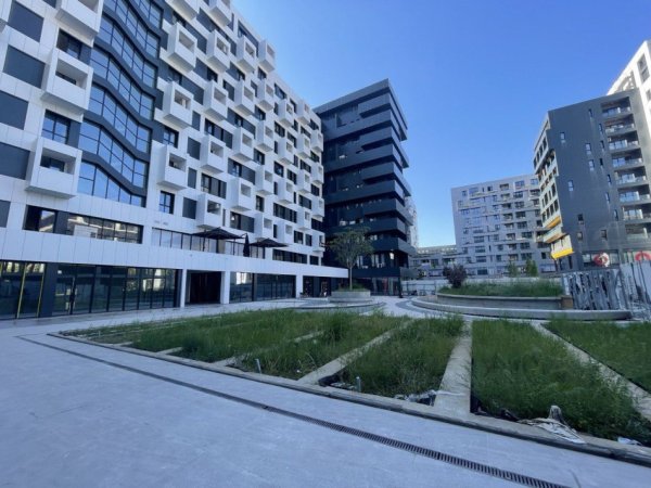 Tirane, jepet me qera ambjent biznesi Kati 0, 180 m² 3.000 € (Rruga Kavajes)