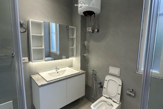 Tirane, jepet me qera apartament 2+1 Kati 1, 90 m² 600 € (don bosko)