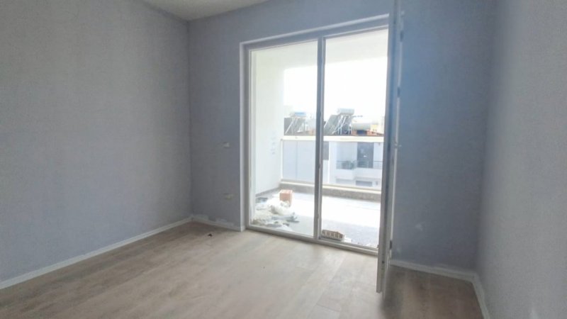 Golem, Apartament 1+1 per shitje  Kati 2, 70 m² 110.000 € (Perroi i Agait)