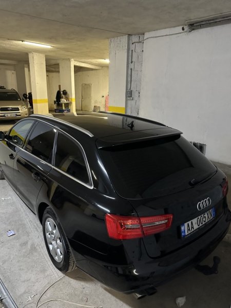 Tirane, shitet me portobagazh Audi A6 Avant C7 Nafte, e zeze automatik Klima 272.000 km 11.500 €