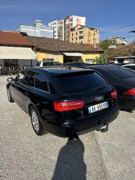 Tirane, shitet me portobagazh Audi A6 Avant C7 Nafte, e zeze automatik Klima 278.000 km 10.000 €