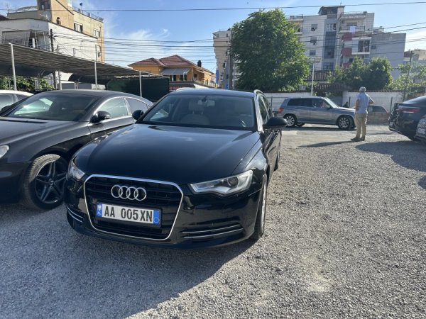 Tirane, shitet me portobagazh Audi A6 Avant C7 Nafte, e zeze automatik Klima 272.000 km 11.500 €