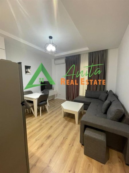 Tirane, jepet me qera apartament 1+1+Ballkon Kati 1, 60 m² (Kodra e Diellit)