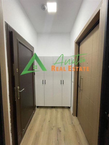 Tirane, jepet me qera apartament 1+1+Ballkon Kati 1, 60 m² (Kodra e Diellit)