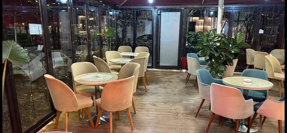 Tirane, shitet lokal Kati 0, 66 m² 175.000 € (Myslym Shyri)