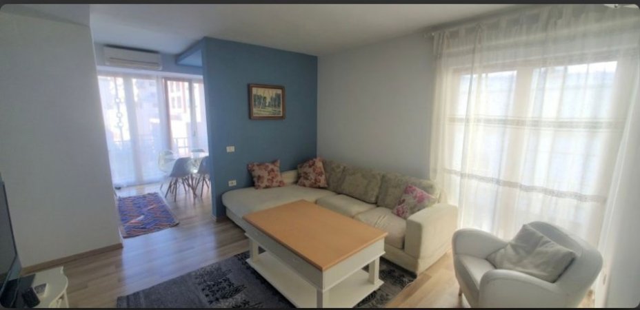 Tirane, jepet me qera apartament 1+1 Kati 6, 65 m² 600 € (Myslym Shyri)