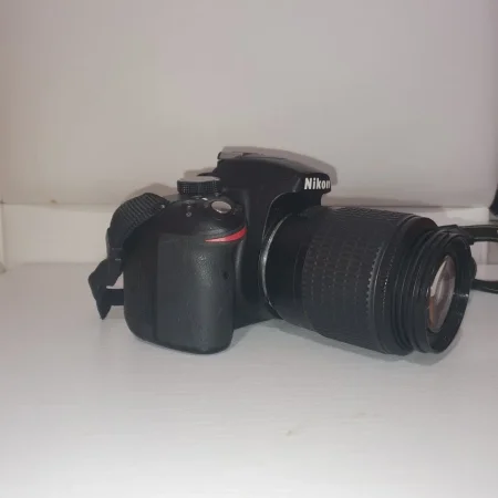 Tirane, shes Nikon D3200