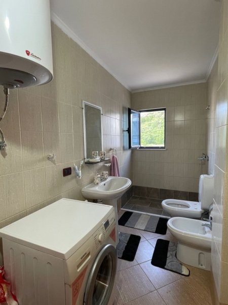 Apartament me qera Golem(afatgjate/ditor)