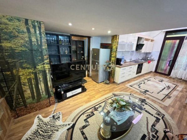 Tirane, shitet apartament , 