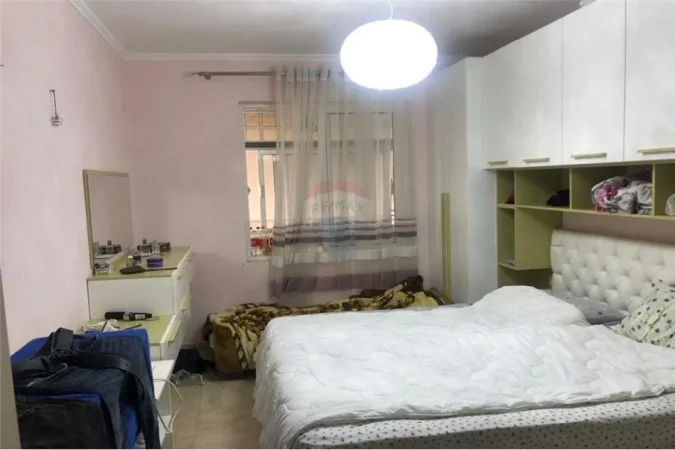 Tirane, jepet me qera apartament Kati 3, 60 m² 450 € 