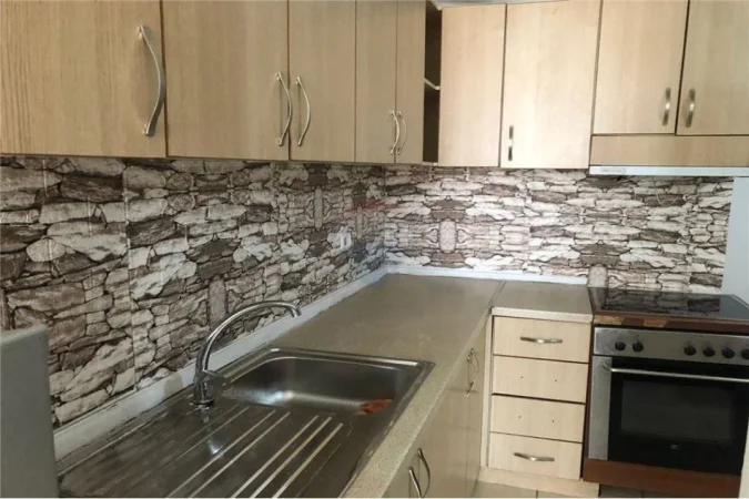 Tirane, jepet me qera apartament Kati 3, 60 m² 330 € 