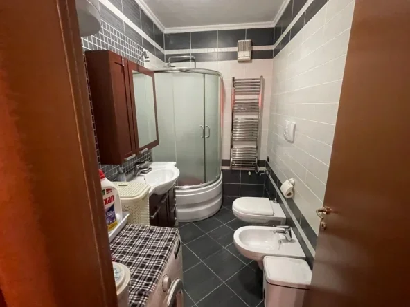 Tirane, shes 2+1+Aneks+Ballkon Kati 5, 110 m² (AIR ALBANIA)