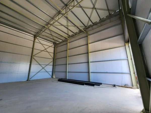 Tirane, jepet me qera magazine Kati 0, 500 m² 2.900 € (Vore)