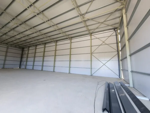 Tirane, jepet me qera magazine Kati 0, 500 m² 2.900 € (Vore)