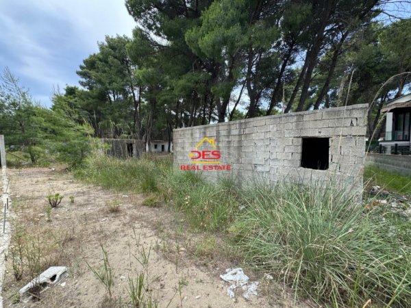 Vlore, shitet truall , 282 m² 210.000 € (Rruga Sazani)