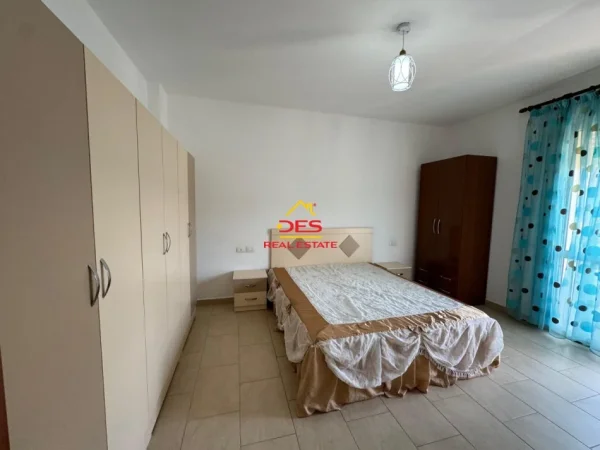 Vlore, jepet me qera apartament 2+1 Kati 9, 110 m² 400 € (Rruga Pelivan Leskaj)