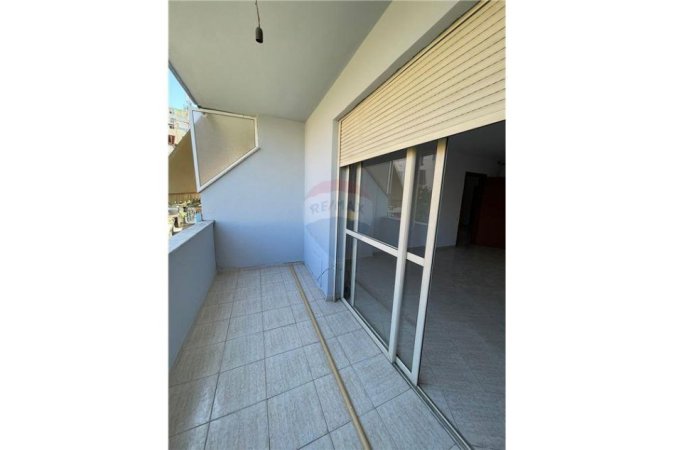 Tirane, jepet me qera apartament 2+1 Kati 2, 72 m² 400 € (Myslym Shyri)