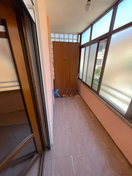 Tirane, jap me qera zyre Kati 4, 90 m² 470 € (Bulevardi Zogu I)