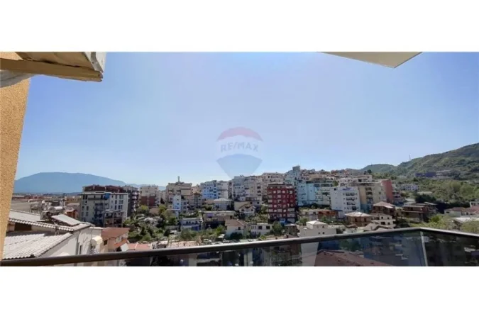 Tirane, jepet me qera apartament 2+1 Kati 4, 62 m² 500 € (Kompleksi 3D Selite)