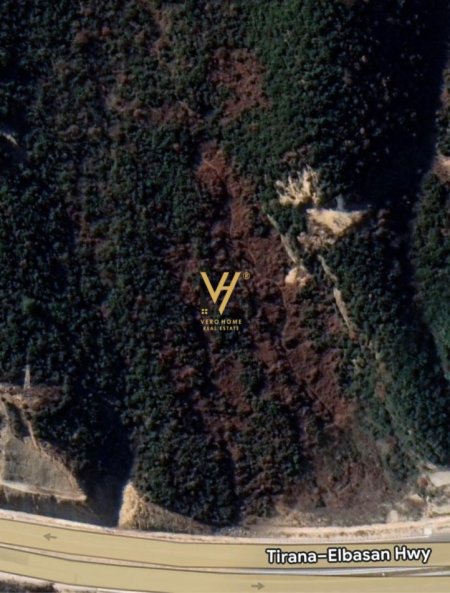 Tirane, shitet toke , 5.000 m² 250.000 € (IBE E SIPERME)