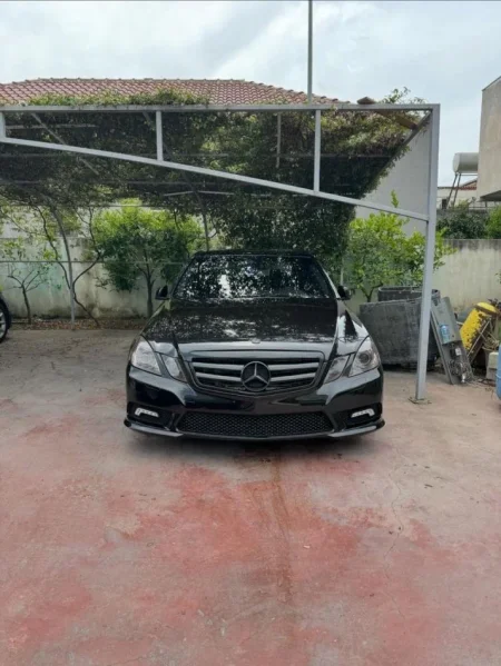 Fier, shes makine E KLAS okazion Benzin, e zeze automatik