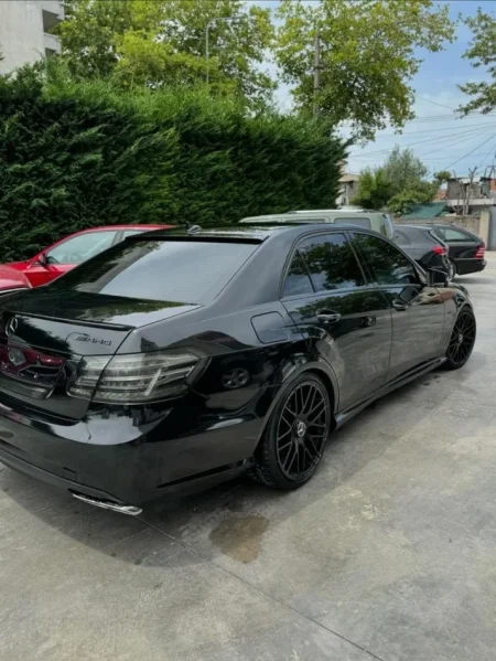 Fier, shes makine E KLAS okazion Benzin, e zeze automatik