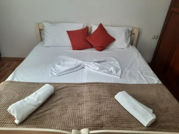 Tirane, jepet me qera apartament 2+1+Ballkon Kati 7, 75 m² 450 € (Don Bosko, pranë Vodafone)