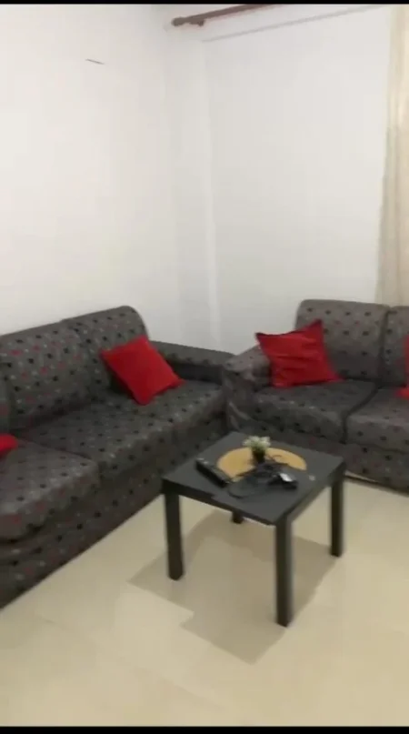 Tirane, shes apartament 2+1 Kati 2, 75 m² 129.000 € (selite)