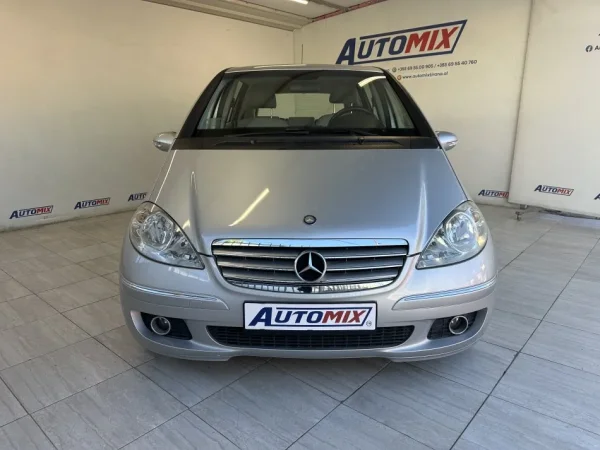 Tirane, shes makine MERCEDES A-CLASS Benzin, gri metalizato automatik Klima 131.000 km 4.300 €