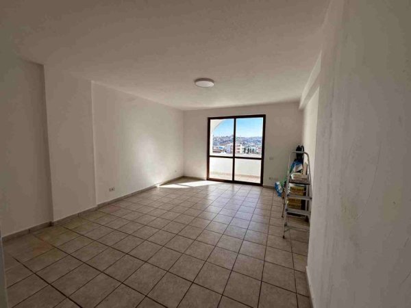 Durres, shitet garsonier 1+1 Kati 5, 50 m² 53.000 € (Durres Plazh)