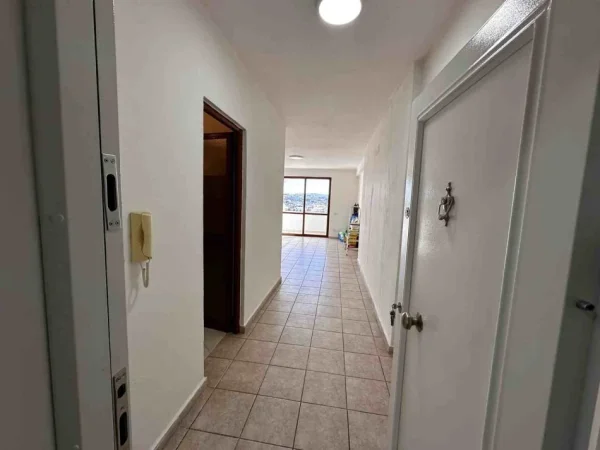 Durres, shitet garsonier 1+1 Kati 5, 50 m² 53.000 € (Durres Plazh)