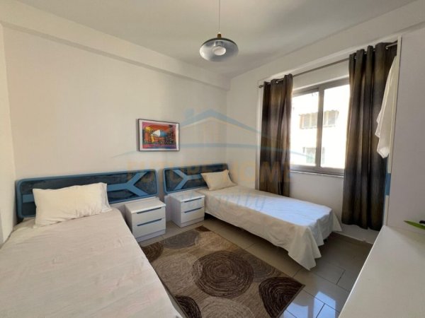 Tirane, jepet me qera apartament 2+1 , (RRYGA MYSLYM SHYRI)