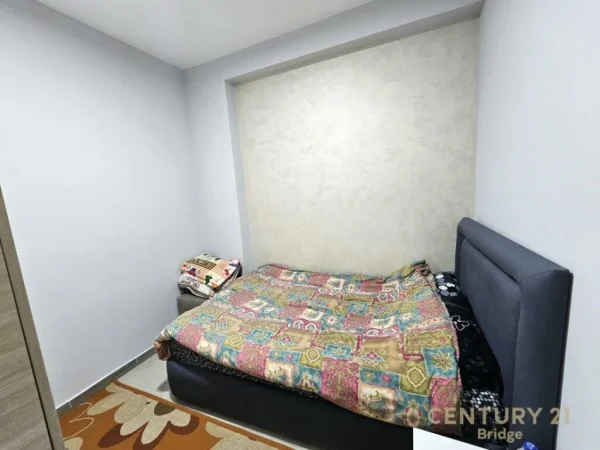 Tirane, shitet apartament 3+1 Kati 3, 125 m² 175.000 € (liqeni i tirranes)