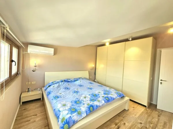 Tirane, shitet apartament 2+1 Kati 11, 100 m² 200.000 € (komuna parisit)