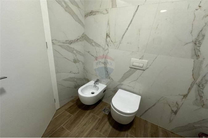 Tirane, jepet me qera apartament 1+1 Kati 3, 74 m² 650 € (RRuga kavajes)