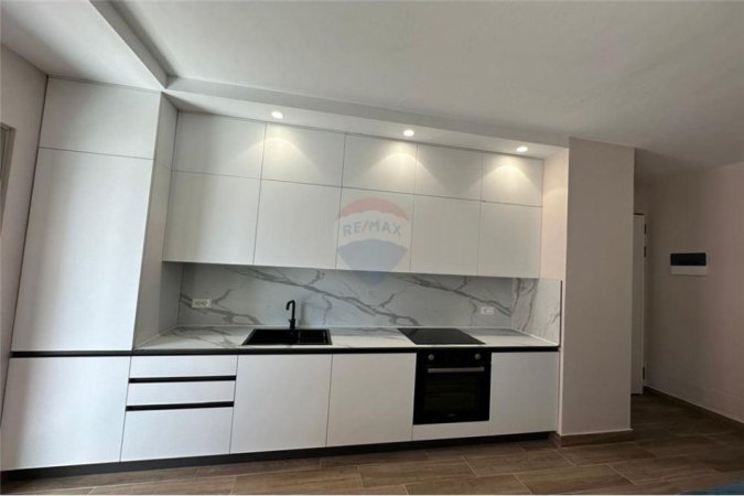 Tirane, jepet me qera apartament 1+1 Kati 3, 74 m² 650 € (RRuga kavajes)