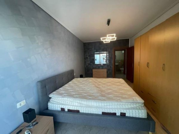 Tirane, jepet me qera 2+1+garazh kati 4, 500 Euro (Ndre mjeda)