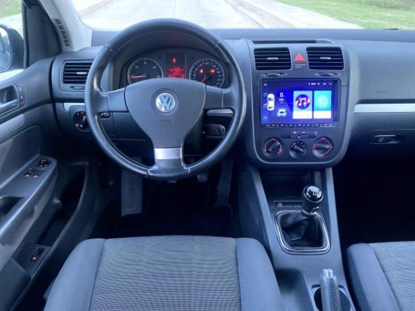 Tirane, shes makine Volkswagen Golf 5 Nafte 1.9 Viti 2007,