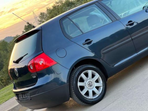 shes Volkswagen VW GOLF 5 - 1.9 NAFTE - MANUAL - 2006