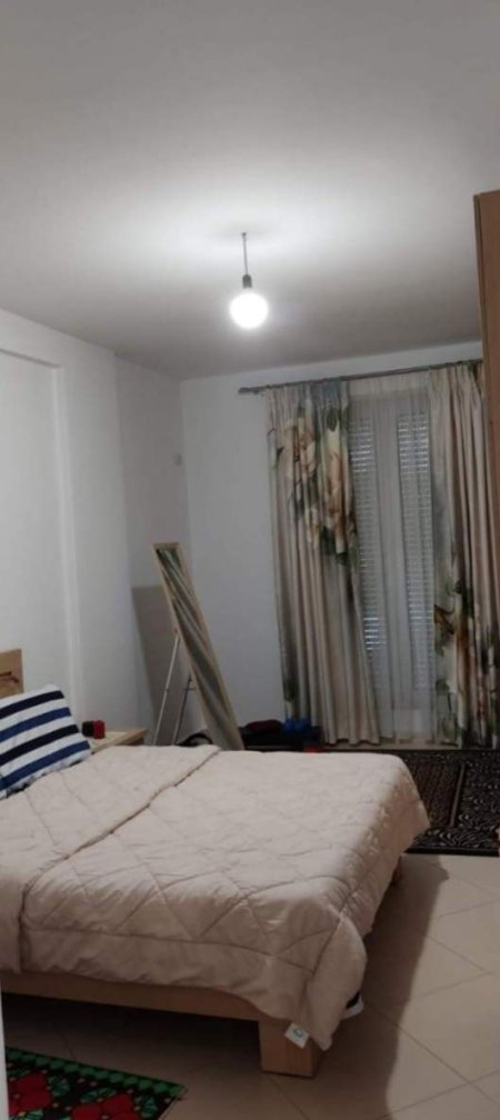 Tirane, jepet me qera apartament 2+1+BLK Kati 1, 104 m² 40.000 Leke (dalip topi)