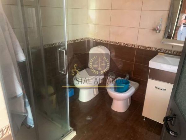 Tirane, jepet me qera apartament 1+1 Kati 0, 90 m² 250 Euro (Rruga Jordan Misja)