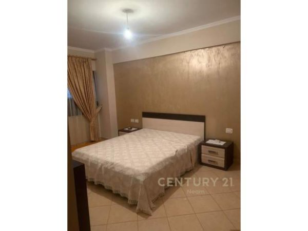 Tirane, jepet me qera apartament 2+1+BLK Kati 3, 91 m² 500 Euro (mbrapa ish UET)
