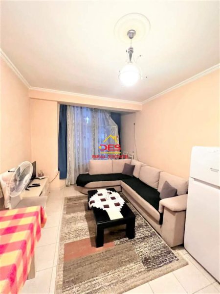 Tirane, shitet apartament 1+1+BLK Kati 3, 75 m² 68.000 Euro (Rruga Tom Plezha)