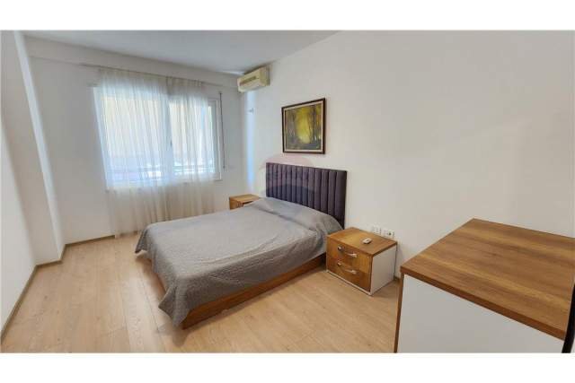 Tirane, jepet me qera apartament 2+1+BLK Kati 7, 96 m² 500 Euro (komuna e parisit)