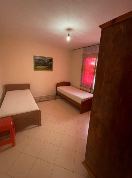 Tirane, jepet me qera apartament 2 Katshe Kati 1, 110 m² 35.000 Leke (teodor keko)
