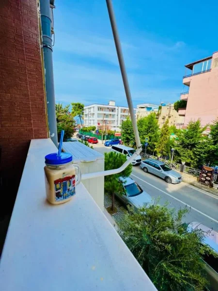 Plazh-Durres, jap me qera apartament ne plazh 1+1+BLK Kati 2, 25 Euro (te Shkëmbi Kavajës)