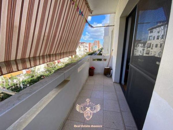 Durres, ofert apartament 1+1+BLK Kati 4, 60 m² 25.000 Leke (GJYKATA DURRES)